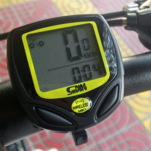 Wireless LCD Bike Computer Odometer Speedometer Cycle Bicycle Waterproof